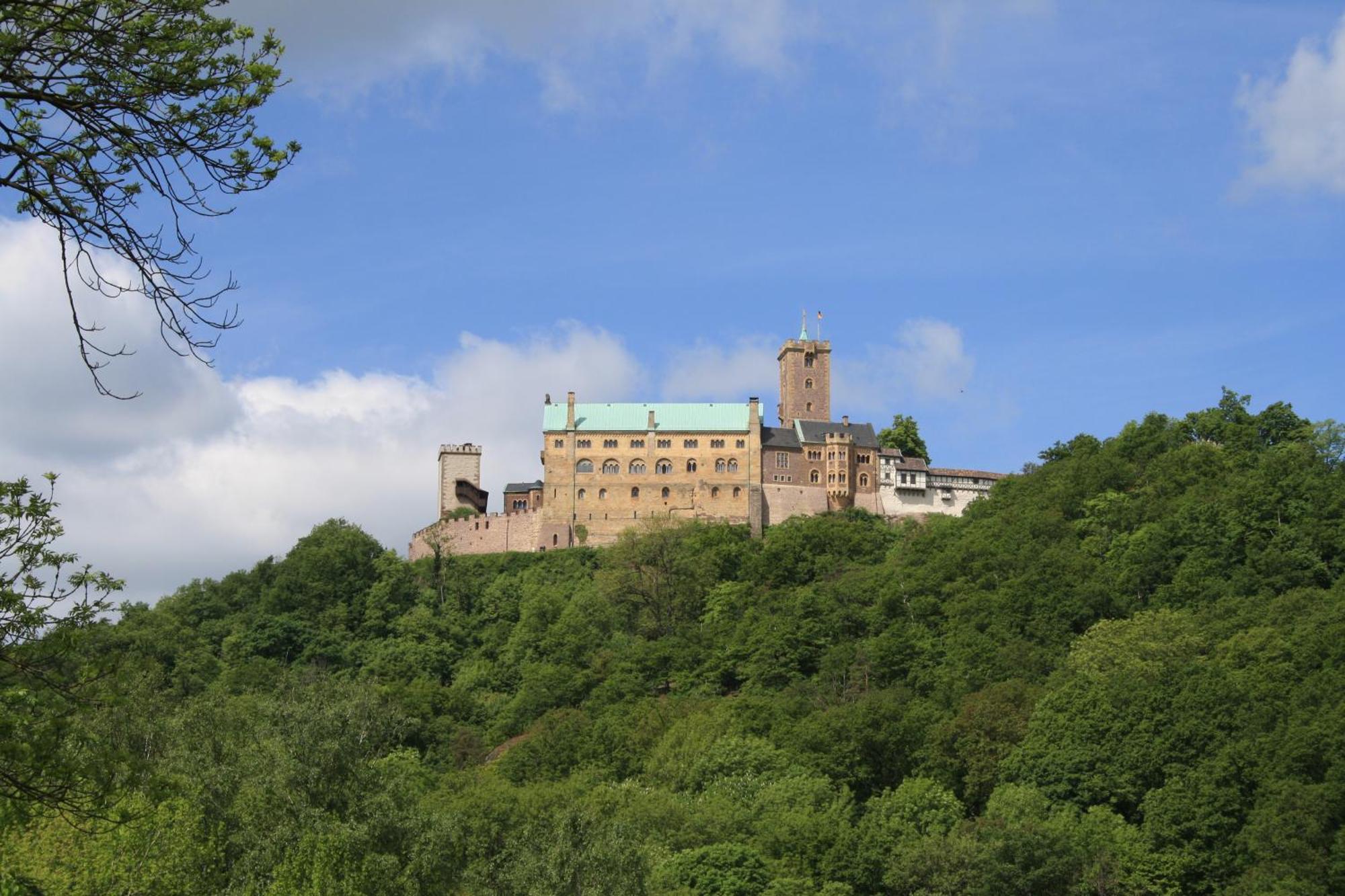 Haus Eveline - Ferienwohnungen Unterhalb Der Wartburg - Эйзенах Экстерьер фото